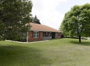 5400 E Thompson Rd, Columbia, MO 65202