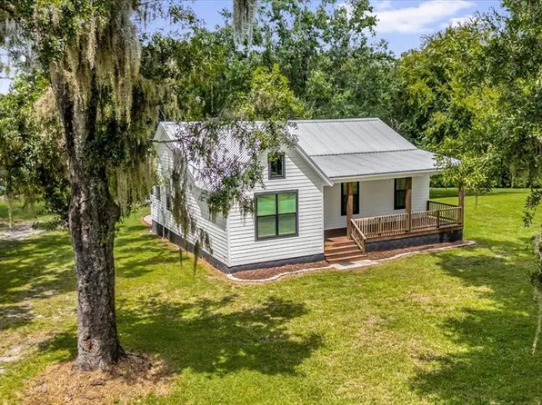 8320 Mathews Rd, Lakeland, FL 33809