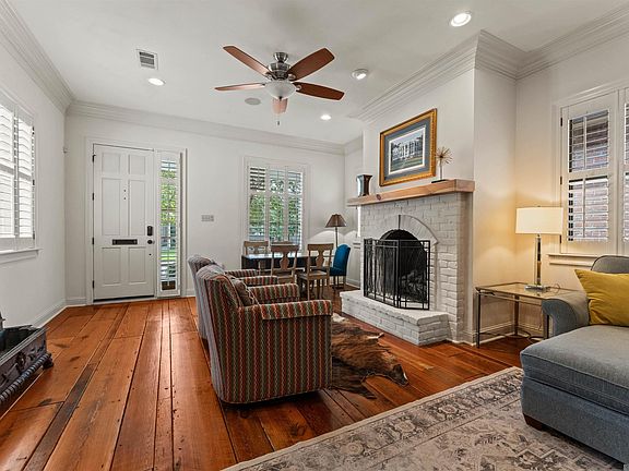 3rd image of 2972 Wildflower Ln
