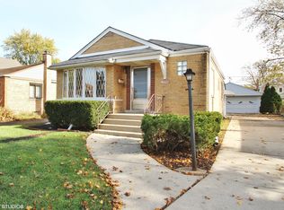 7635 N Olcott Ave, Niles, IL 60714