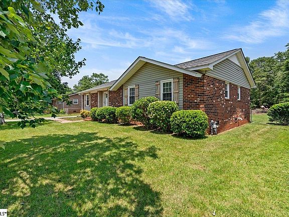 3rd image of 503 Berea Forest Cir
