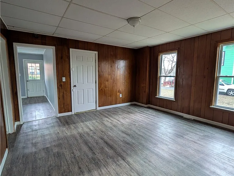 315 Sullivan St — Photo 8
