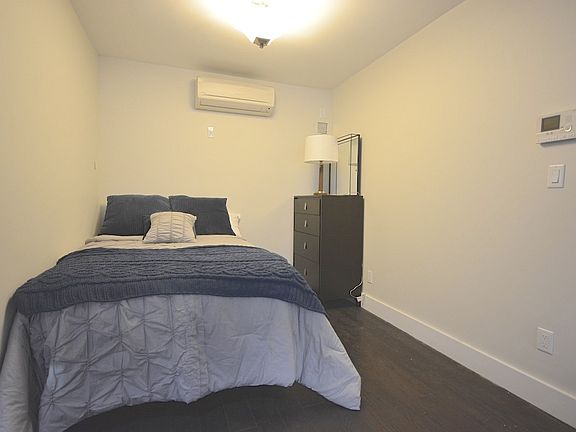 3rd image of 44 S Oxford St #1A