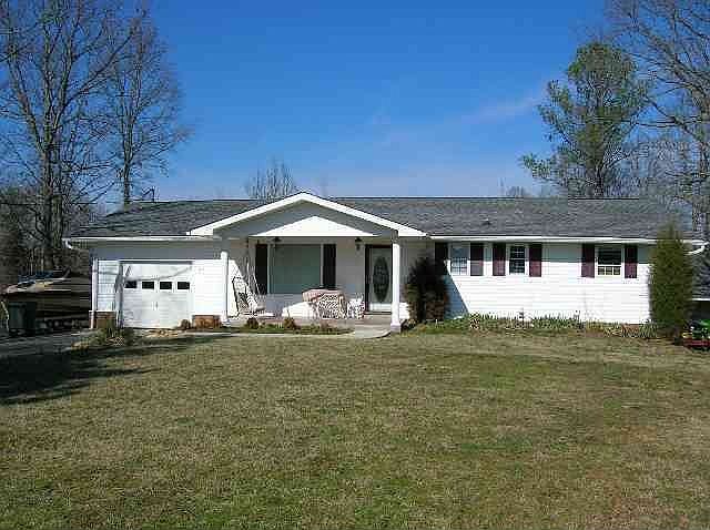 1st image of 427 Dogwood Cir NE