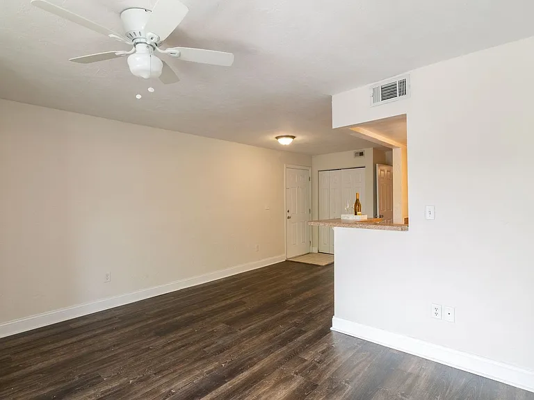 A3555 Chelsea Lane — Photo 8