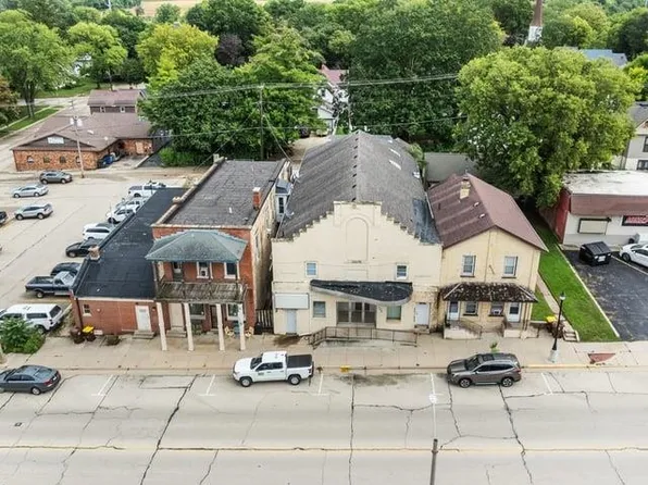 520 Main St, Pecatonica, IL 61063