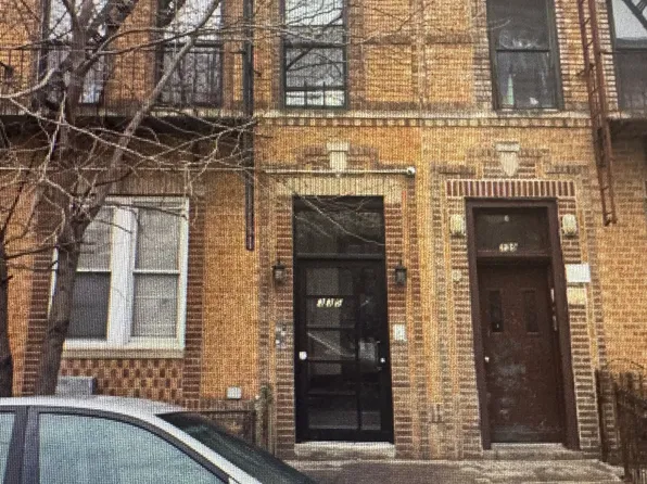 335 East 34th Street image 1 of 1
