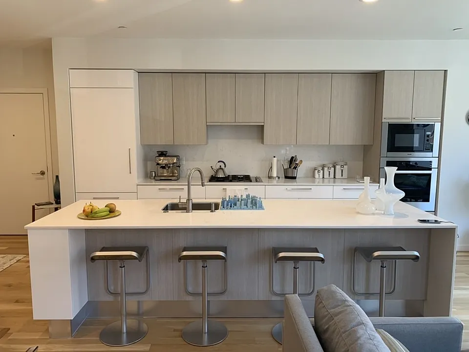 7 E Springfield St #2B