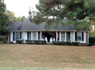 40 Plainsfield Dr, Jackson, TN 38305