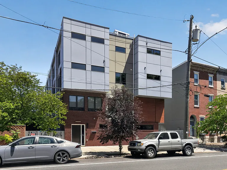 869 Corinthian Ave #1 — Photo 29