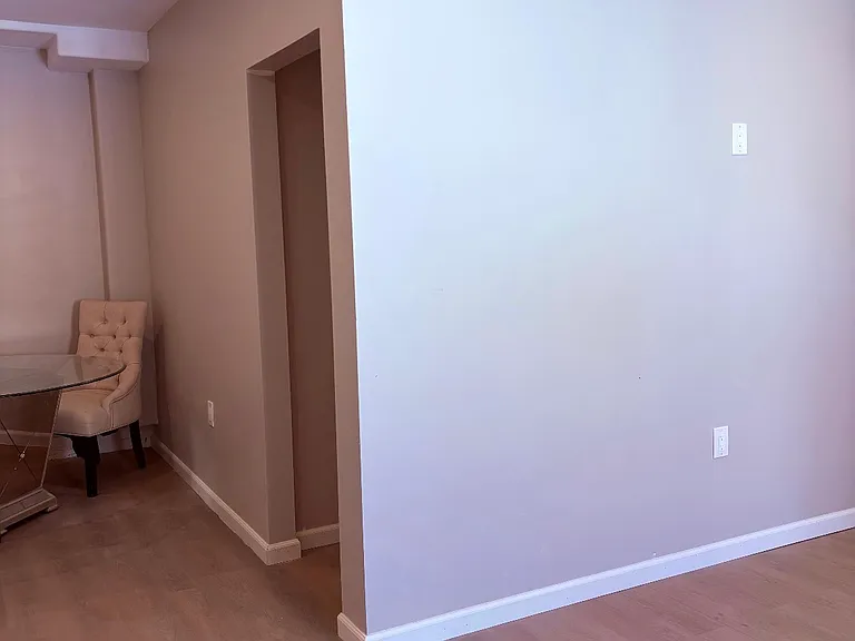 23401 Schoenborn St #9 — Photo 3