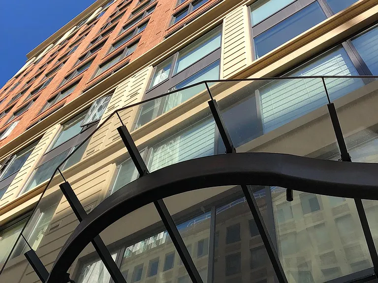 New Montgomery St — Photo 17