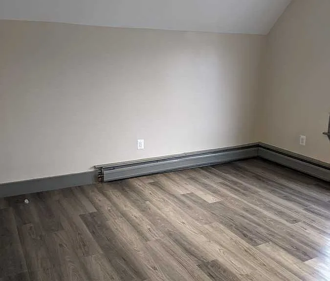 28-30 Connecticut Blvd #3 — Photo 16
