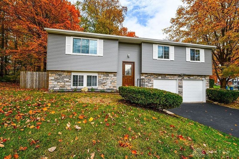 1st image of 4201 Linchmere Dr