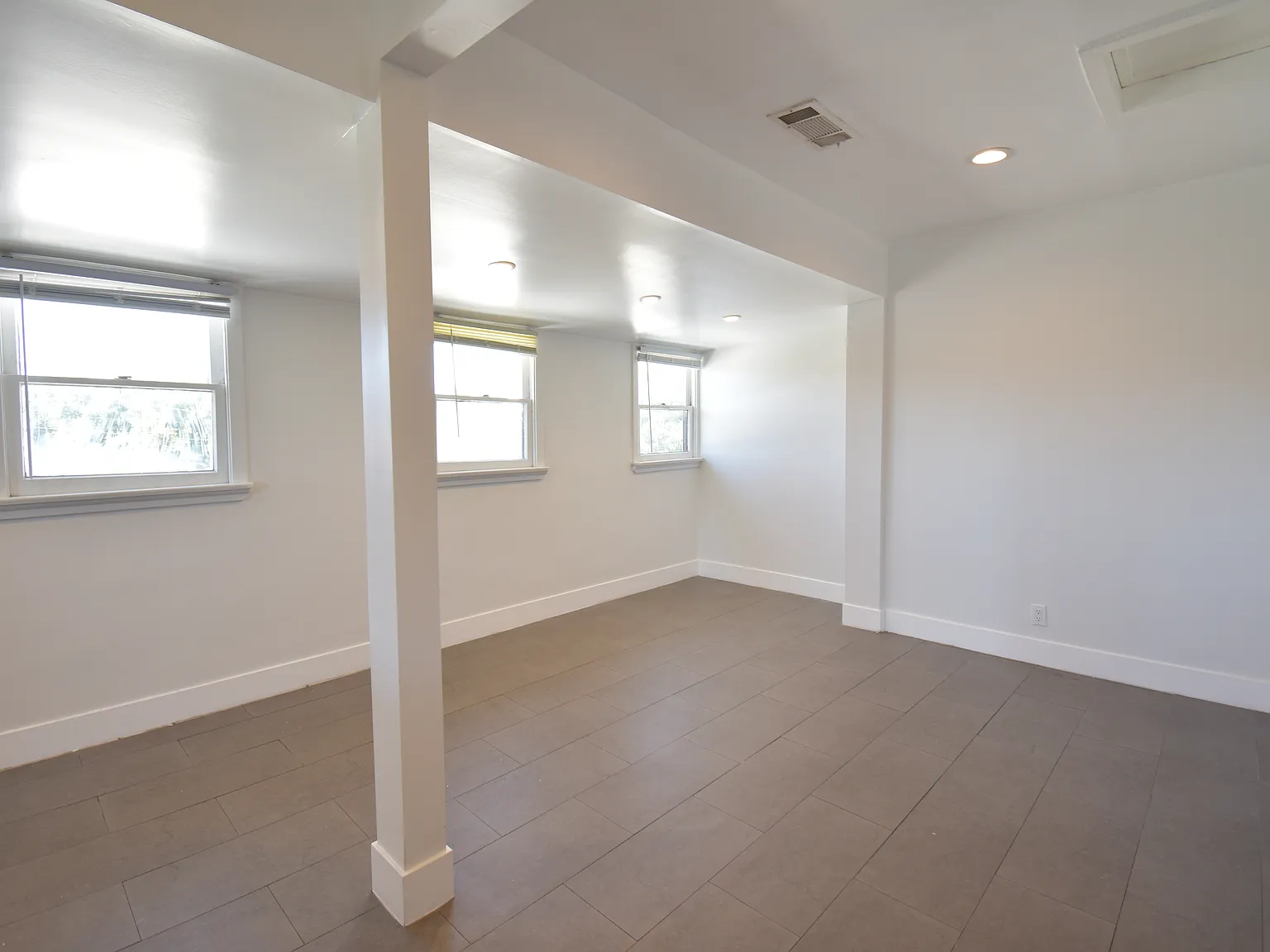4 bed, 1775 sqft, $4,000 — Photo 4