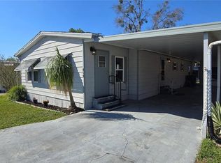815 E Live Oak St, Wildwood, FL 34785