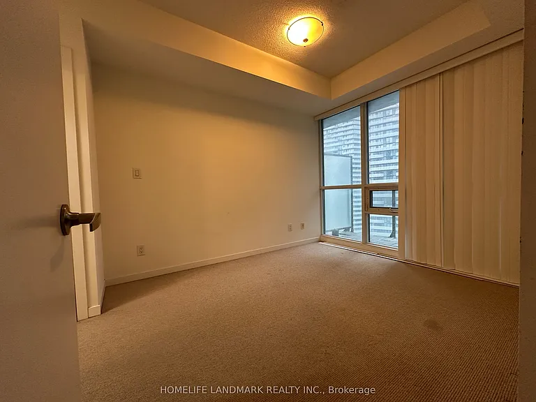 65 Bremner Blvd #2701 — Photo 6