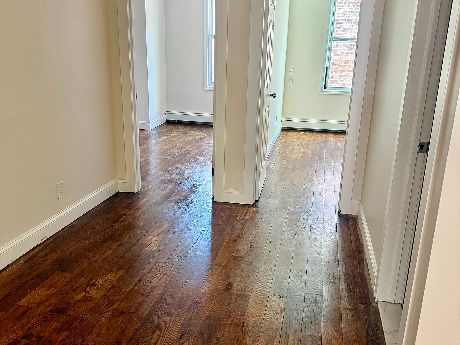 2 bed, 1100 sqft, $2,900 — Photo 4