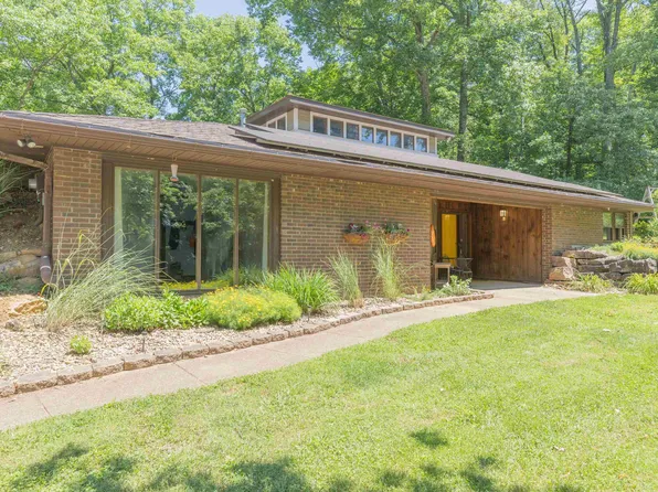 6214 Overpass Rd, Mount Vernon, IN 47620
