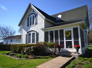 1N088 La Fox Rd, La Fox, IL 60147