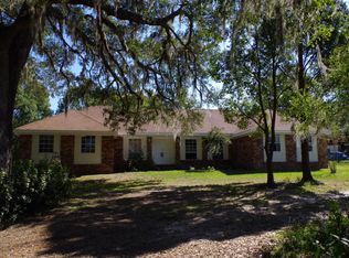 6 Lake View Dr W, Ocala, FL 34482