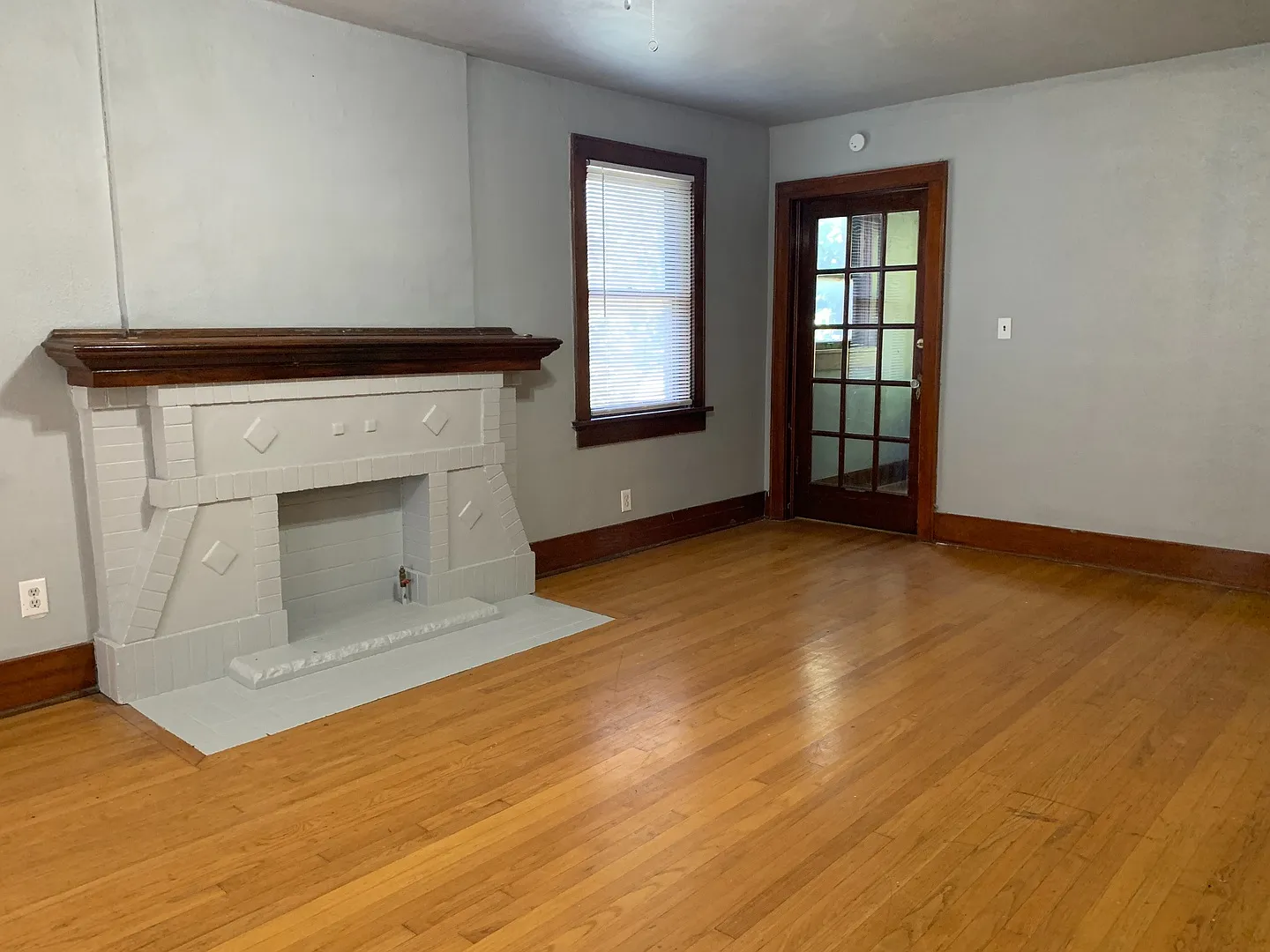 Cute Home in Historic Gatewood District — Photo 3