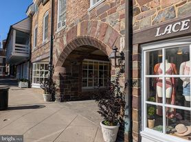49 Palmer Sq W, Princeton, NJ