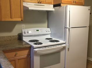 10 Vermont Ave #10, Fairfield, CT 06824