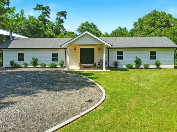 280 Bobby Ln, Picayune, MS 39466