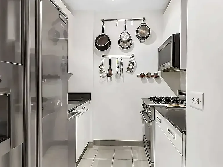 99 John St #9 — Photo 3