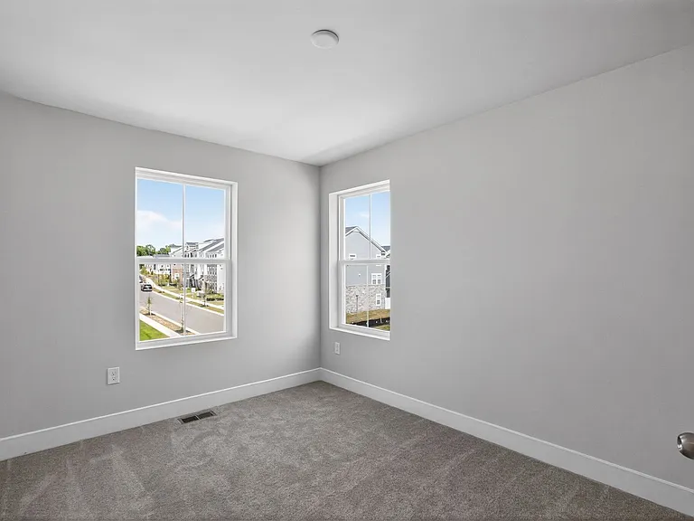 5527 Aberdeen Pl — Photo 7