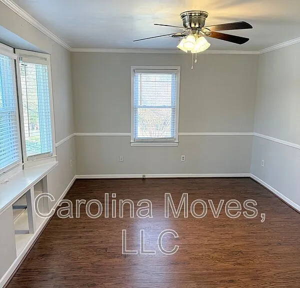121 Chipwood Ln — Photo 13