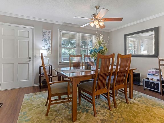 5th image of 113 Hilldale Dr