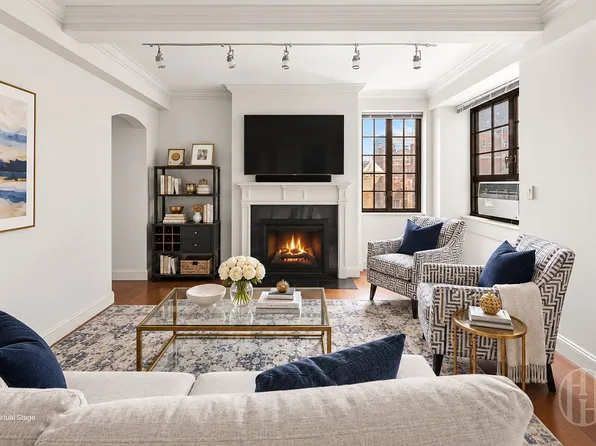 211 E 35th St APT 8E, New York, NY 10016