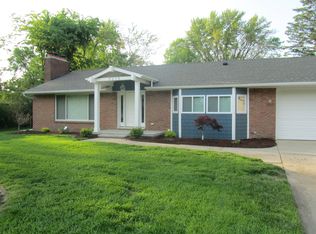 9218 Byromar Ln, Grosse Ile, MI 48138