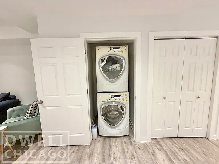 1419 N Paulina St — Photo 38