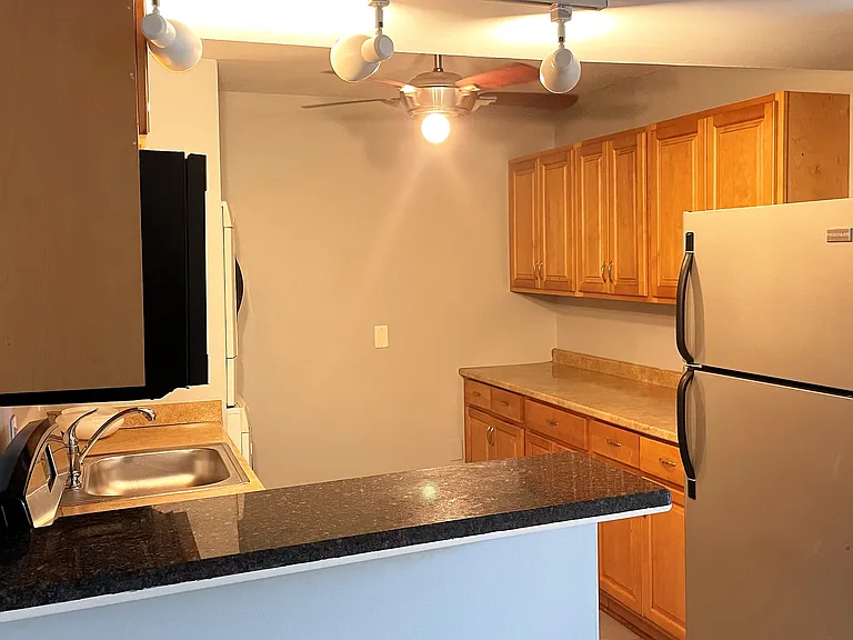 8405 Greenbelt Rd #101 — Photo 6