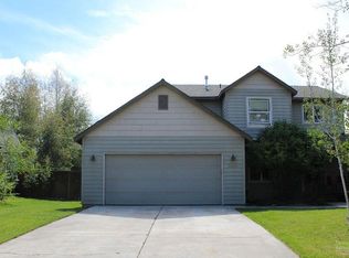20045 Old Rock House Rd, Bend, OR 97702