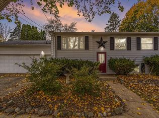 9585 Huntington Rd, Battle Creek, MI 49017