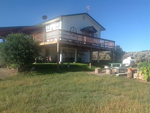 N. View of home,porch and pa