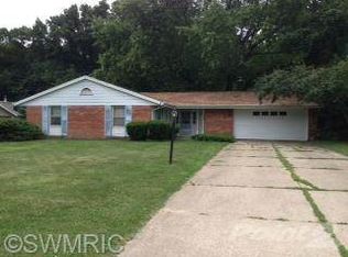 1526 Country Club Dr, Niles, MI 49120