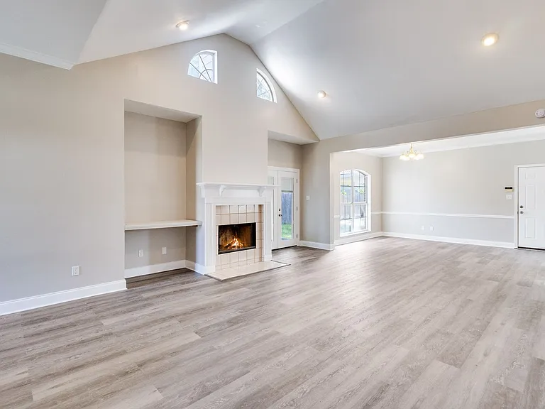 111 Songbird Ln — Photo 5