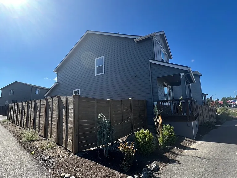 2687 NE Butler Market Rd — Photo 6