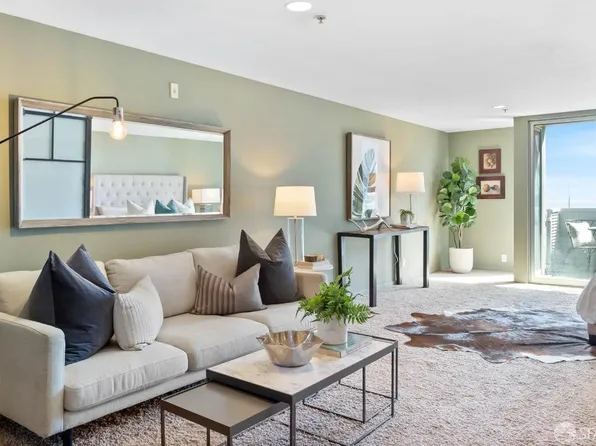 2002 3rd St APT 211, San Francisco, CA 94107