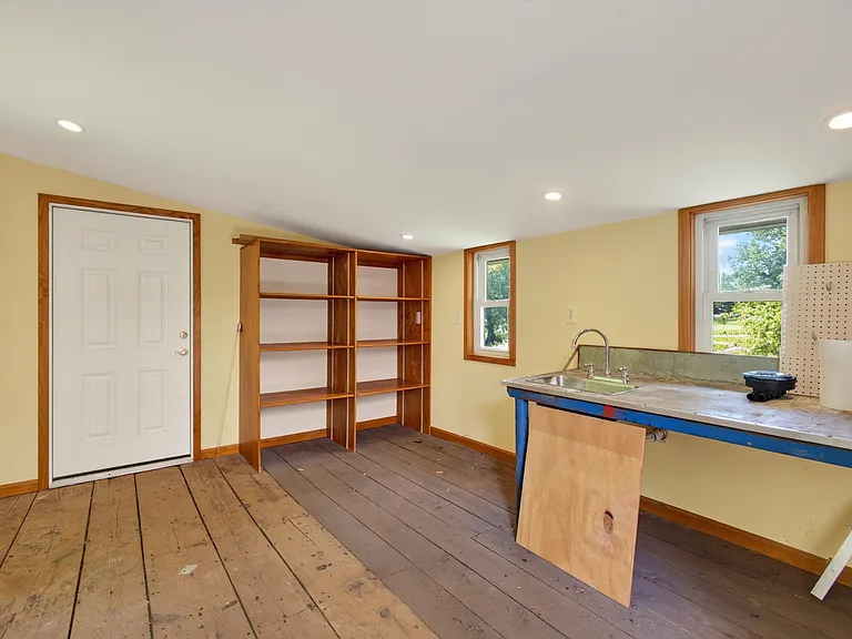 1164 E Schuylkill Rd — Photo 12
