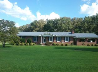 386 Ridgewood Dr, Manchester, TN 37355