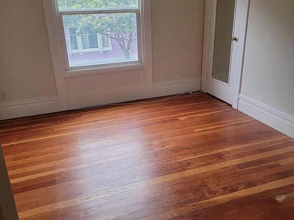 5th image of 100 Hugo St #3