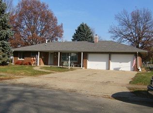 509 W Pauline St, Taylorville, IL 62568