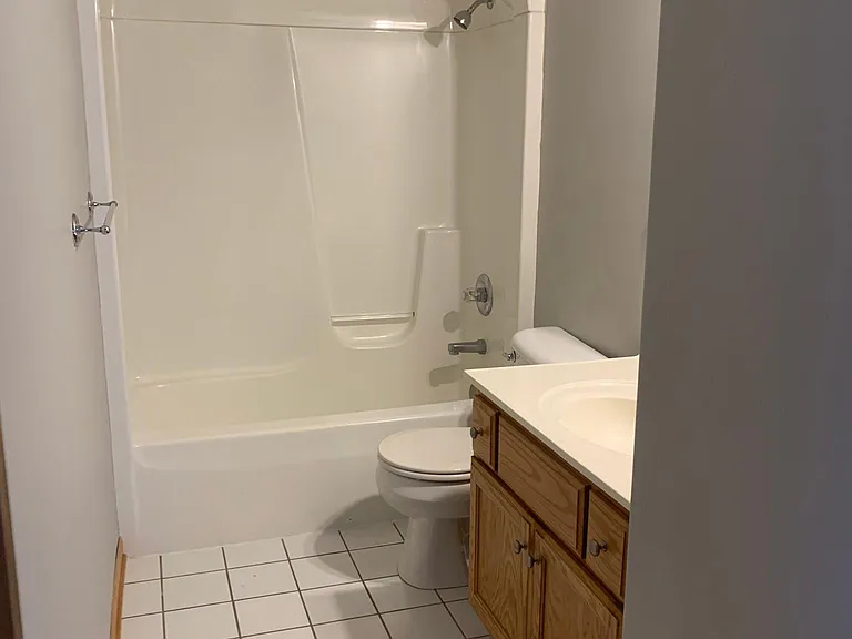 1645 Mid Court Dr — Photo 16
