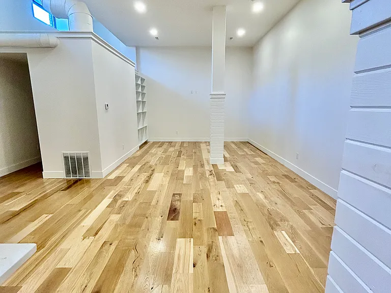1639 Alameda Ave #102 — Photo 6